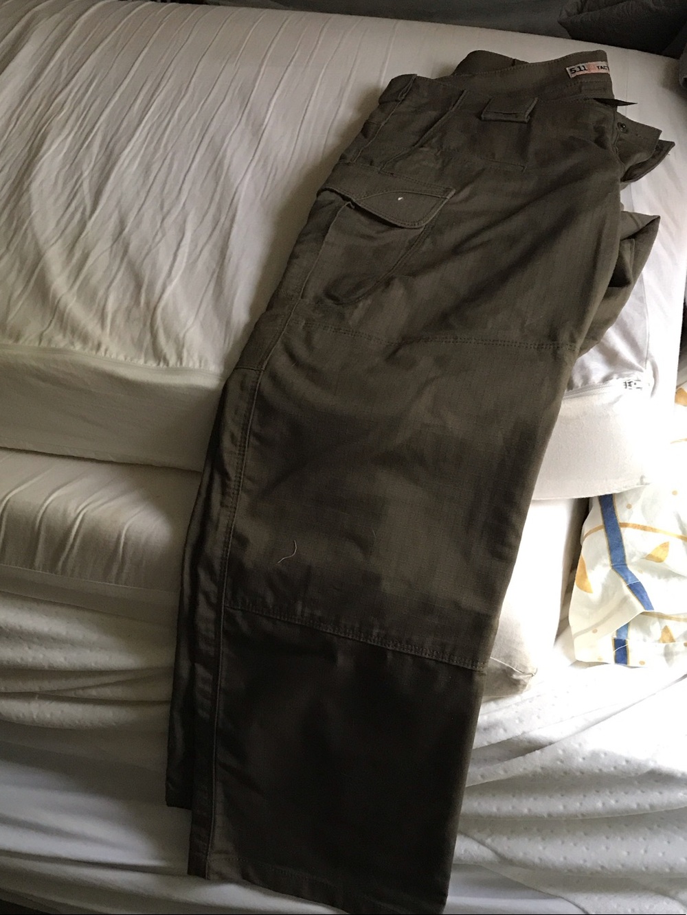 5.11 Tactical Olive Green Cargo Pants - Picture 4 of 4